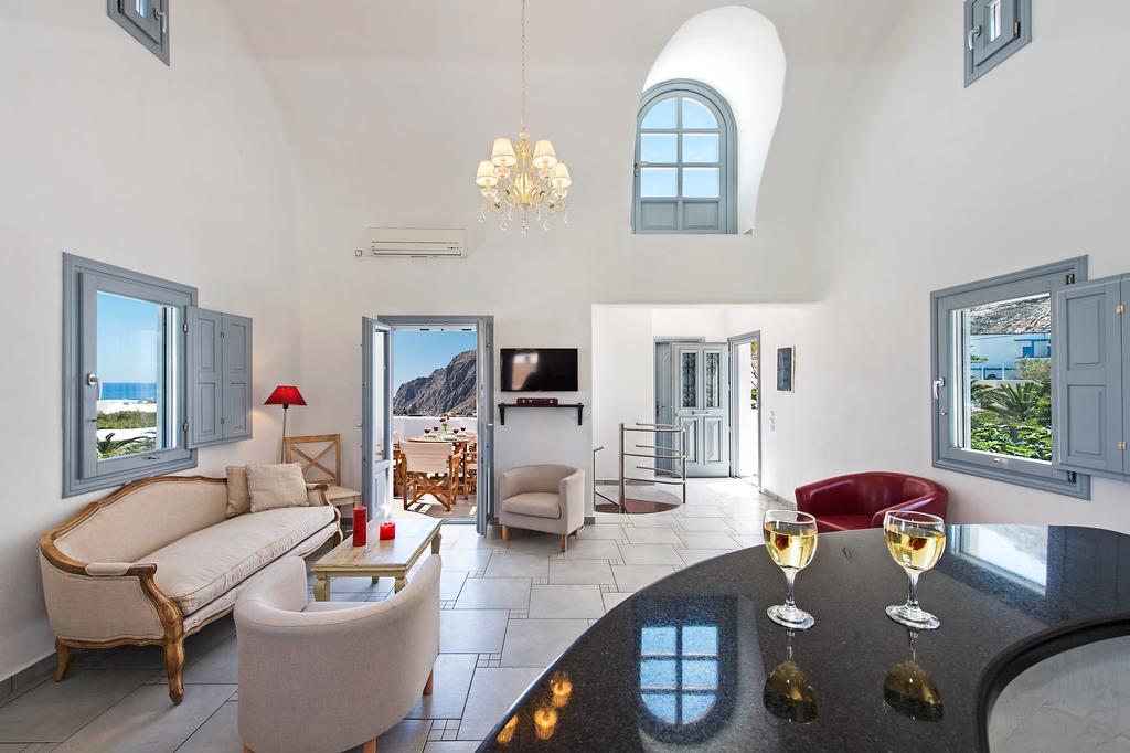 Felicity Luxury Villas Καμάρι Δωμάτιο φωτογραφία